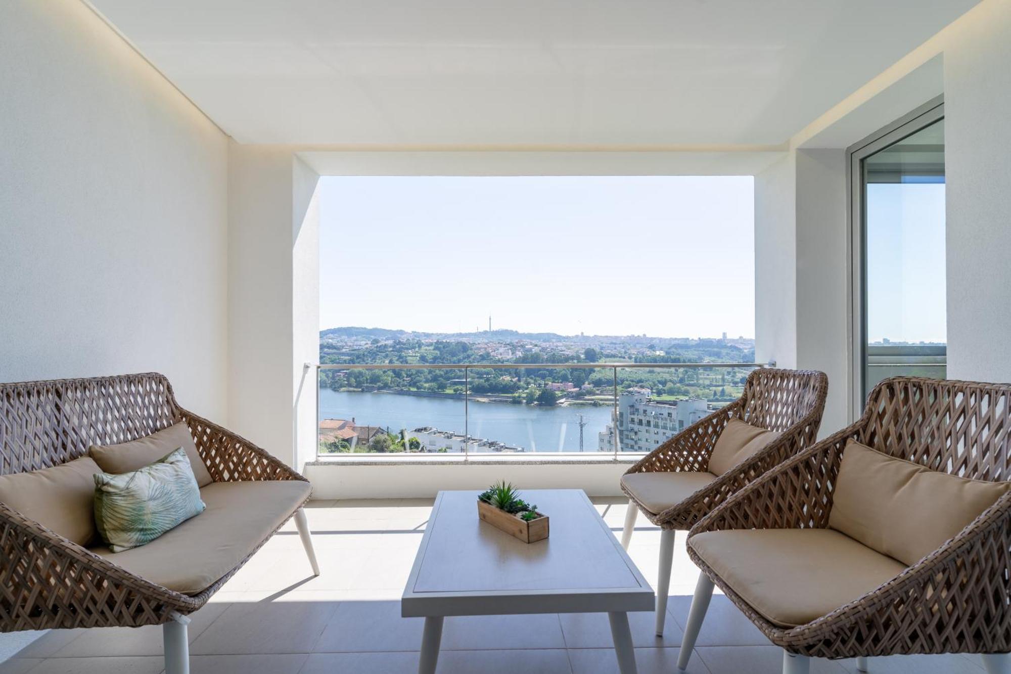 Porto & Douro Vista Apartments By Inviting Valbom  Dış mekan fotoğraf